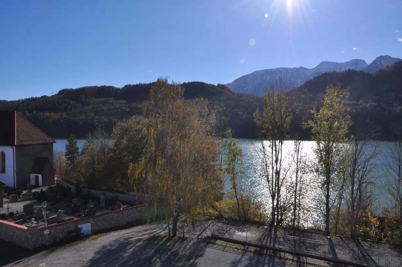 Pension Rexha Am Weissensee Fussen Guest house