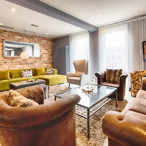 https://enjoy-hotel-berlin-city-messe.find-berlin-hotels.com