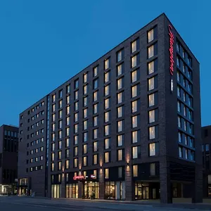 https://hampton-by-hilton-hamburg.hamburg-hotels-de.com